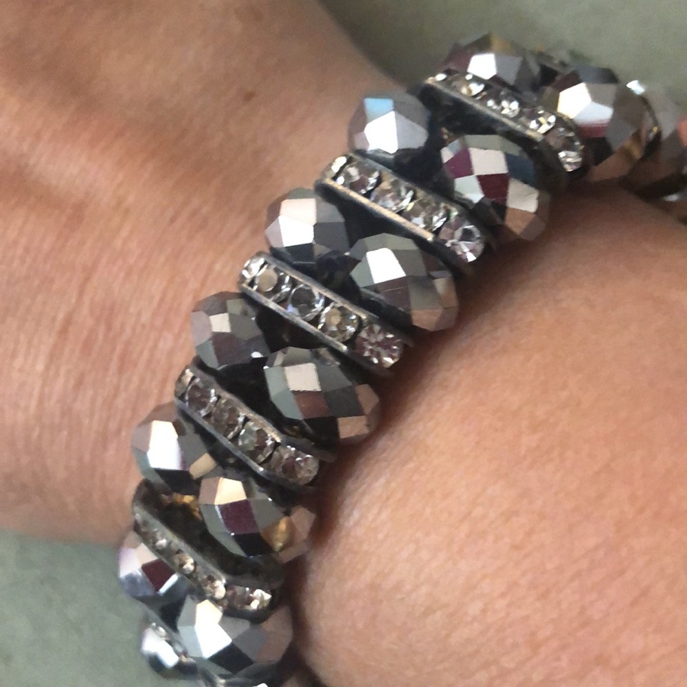 Elastic bracelet